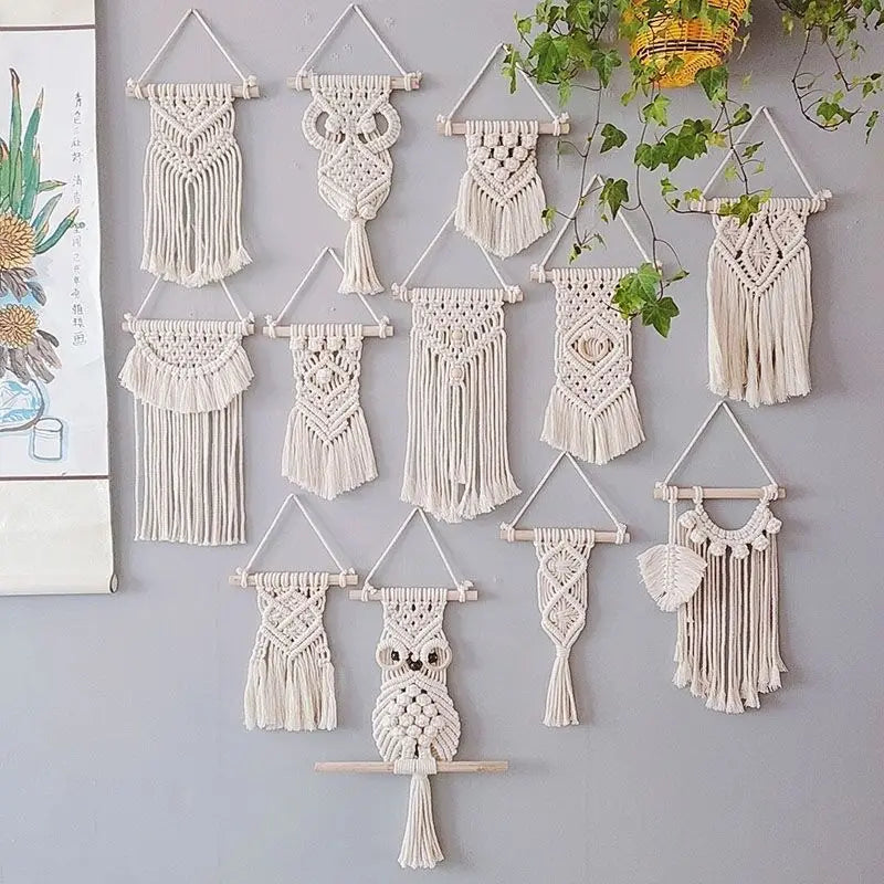 Macrame Wall Hanging Tapestry Cotton Rope Hand Woven Bohemian Tapestry Art Decor